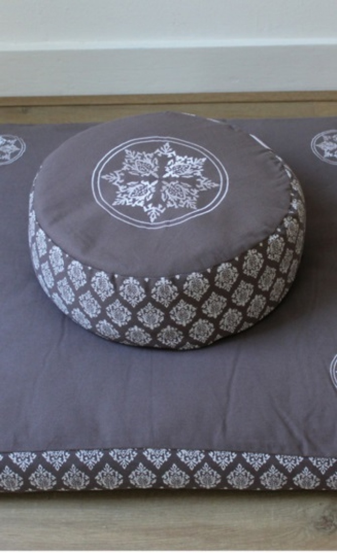 Groot vierkant meditatiekussen voor yoga, dik gevoerd linnen tatami vloerkussen, zacht zitkussen, rond vloerkussen voor kinderen, huisdieren