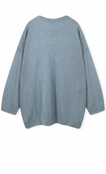 oversized thin sweater