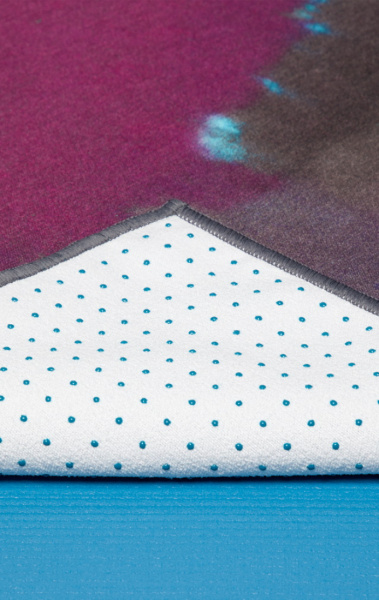 Ocean Swell Manduka Yoga Towel - Midnight - 2