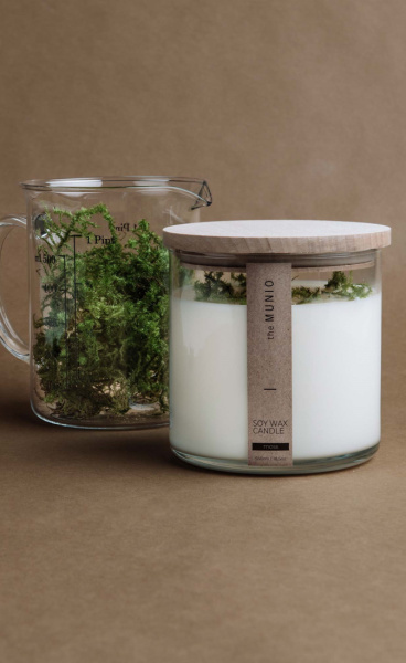 Munio Big Candle in Glass Moss