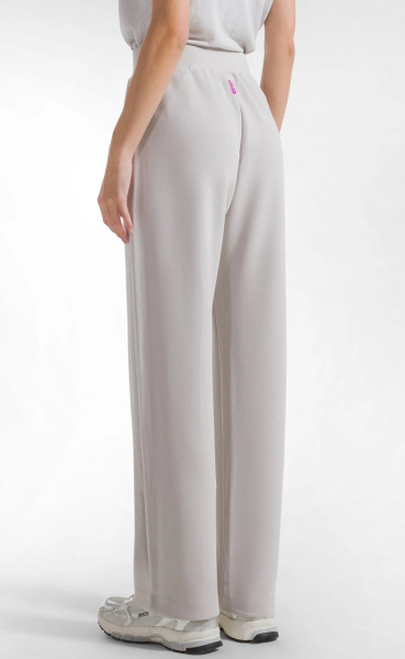 Smooth Pintuck Pants - 1