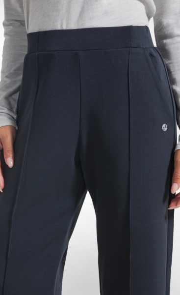 Smooth Pintuck Pants - Black - 3