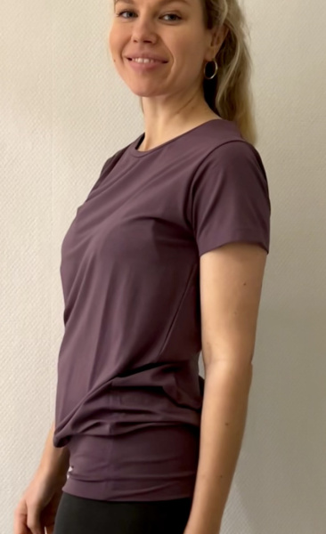 Namastay Tee - Aubergine - 2