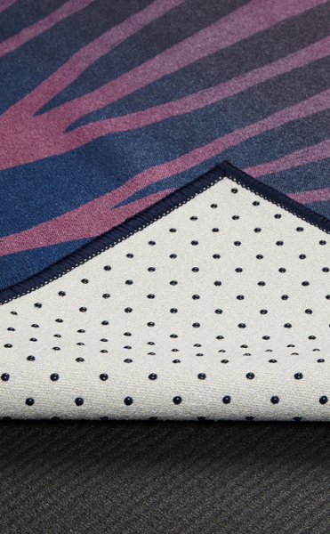 Manduka Nouveau Totem X Repreve Yoga Towel - 2