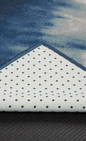 Diamond Array Manduka Yoga Towel - 2