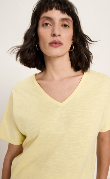 Lanius Flow V-neck Tee - Pastel Sun