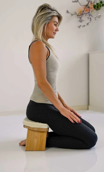 Love Generation Meditatiebankje + Kussen Wit - 3