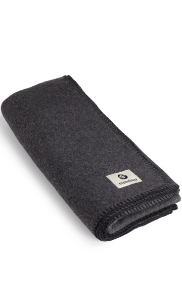 Manduka Essential Wool Blanket Thunder - 2
