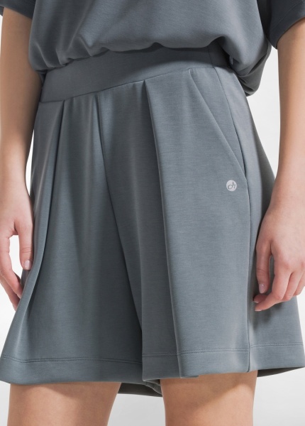 Smooth Shorts - Teal Green