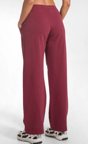 Core Straight Pant Renew - Cherry Red - 3