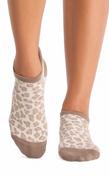 Tavi Noir Grip Socks Savvy - Leopard Sand - 1